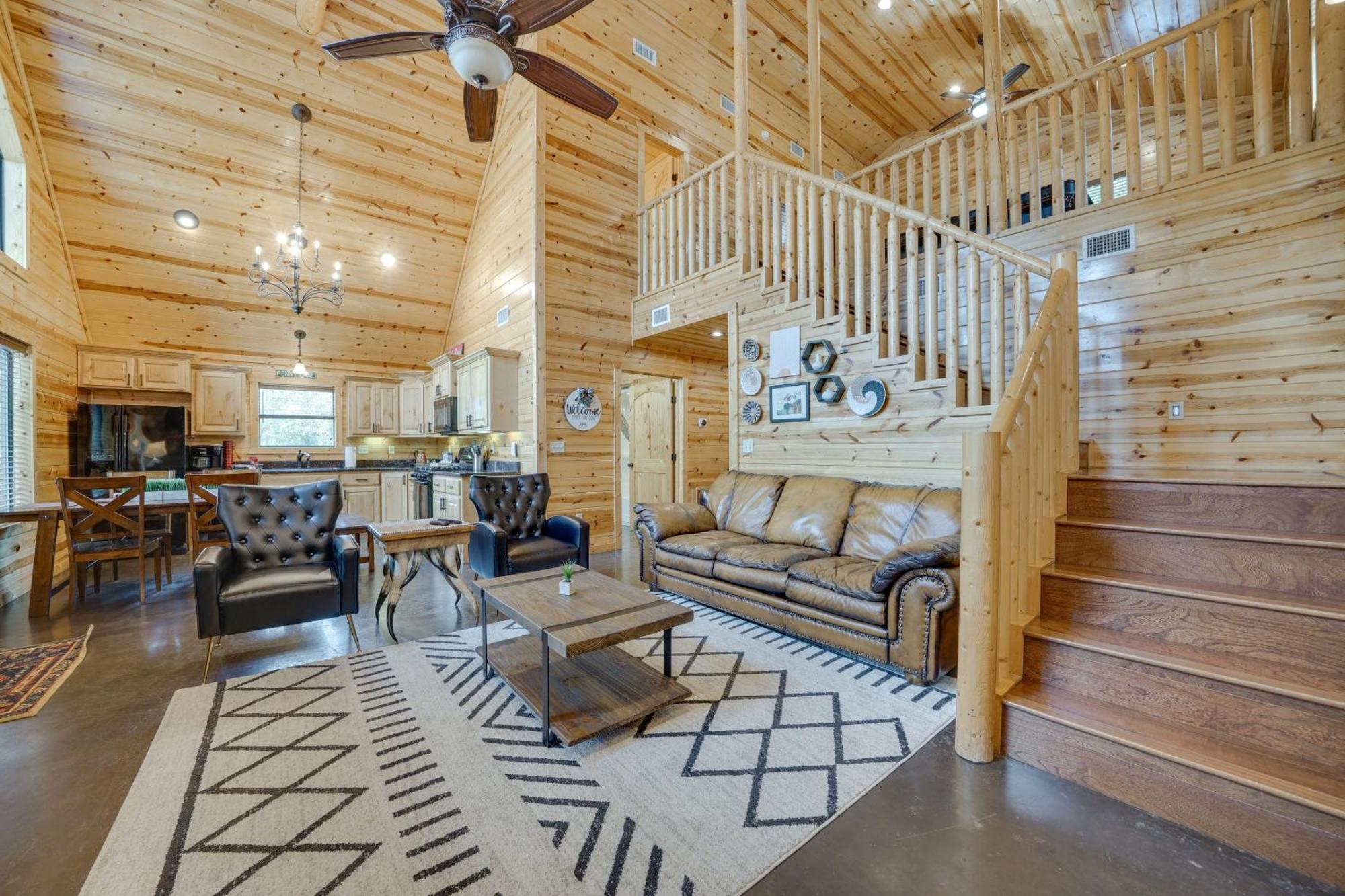 Penny Lane Lodge Broken Bow Cabin Less Than 6 Mi To Lake Экстерьер фото