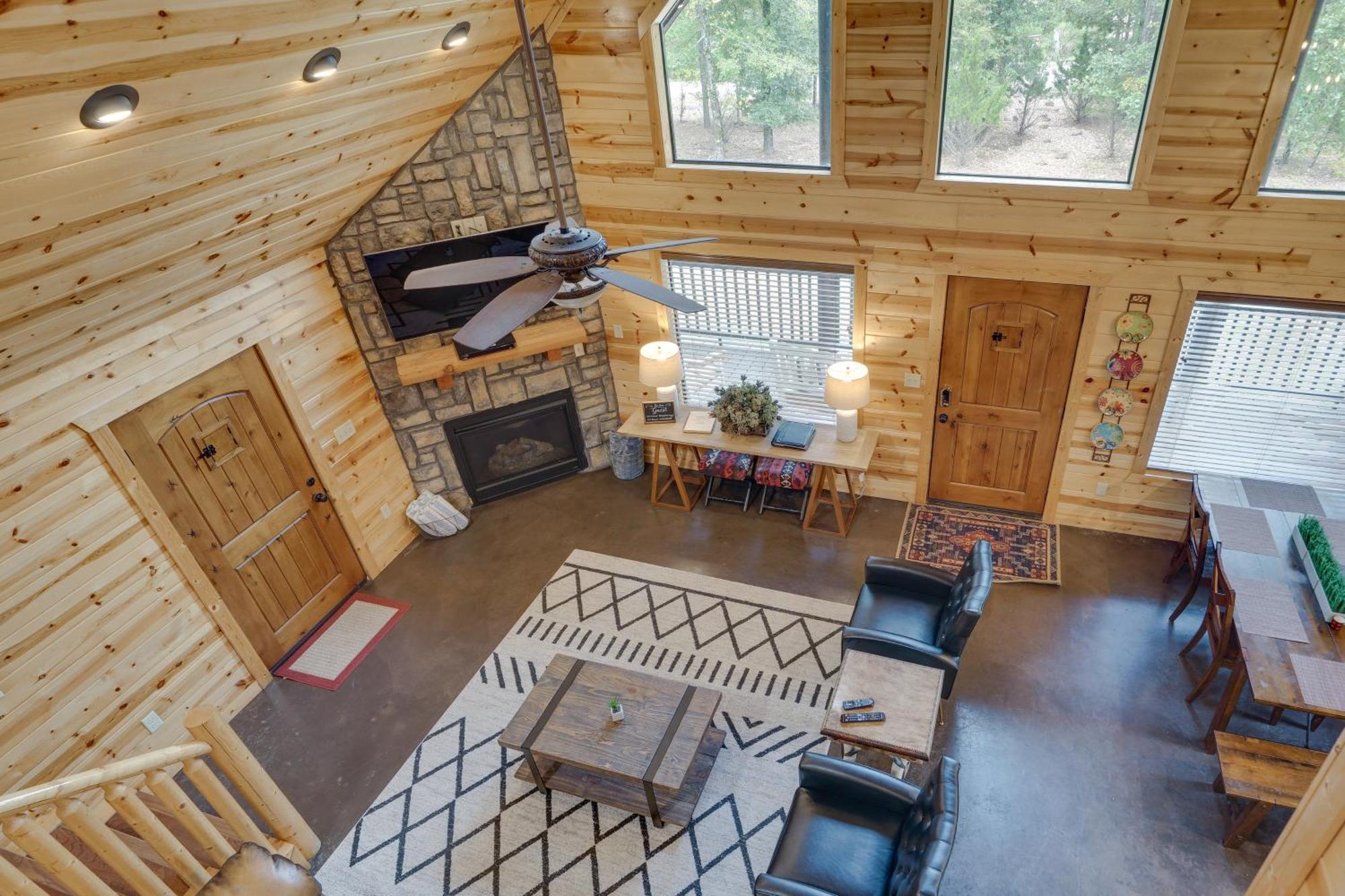 Penny Lane Lodge Broken Bow Cabin Less Than 6 Mi To Lake Экстерьер фото